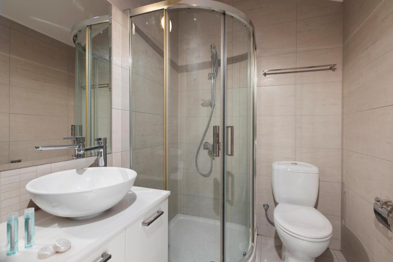 Resitour - Perneri Four Bedroom Villa Paphos Ngoại thất bức ảnh
